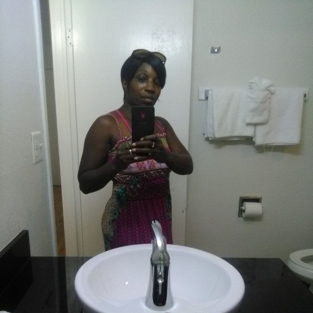 Meet your Posher, Nicole